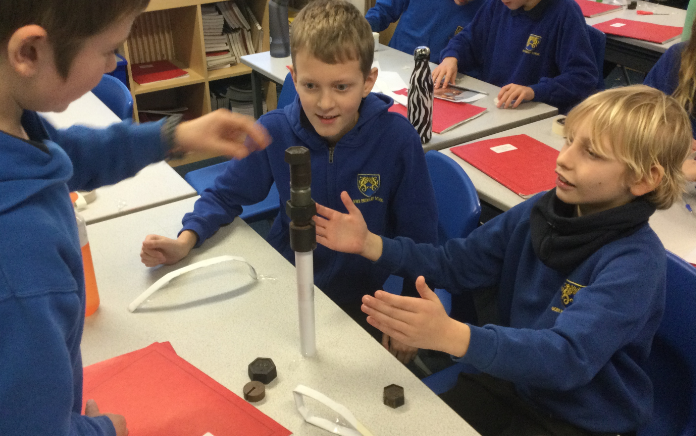 Y6 - D.T - Testing the strength of different shapes